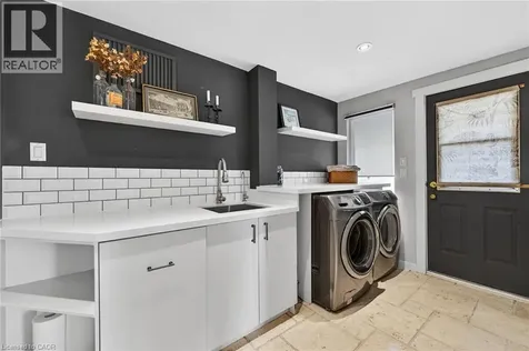 342 Meadow Wood Lane Mississauga ON L5J 2S9