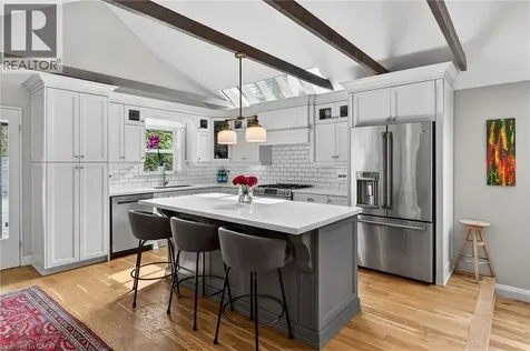 342 Meadow Wood Lane Mississauga ON L5J 2S9