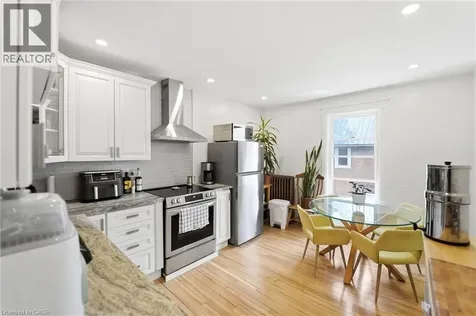 15 Avenue Place Welland ON L3B 4B2