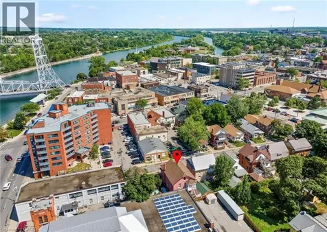 15 Avenue Place Welland ON L3B 4B2