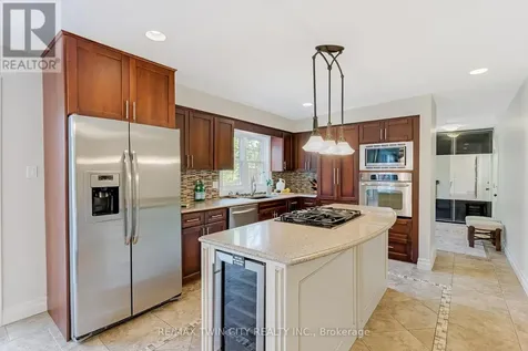 286 Normandy Avenue Waterloo ON N2K 1X7