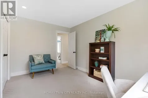 286 Normandy Avenue Waterloo ON N2K 1X7