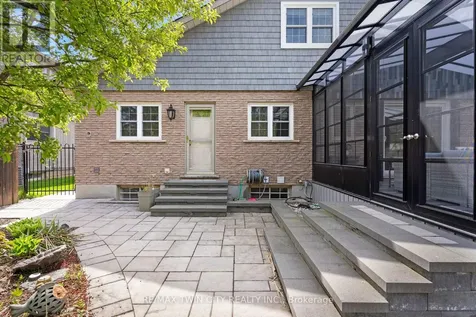 286 Normandy Avenue Waterloo ON N2K 1X7