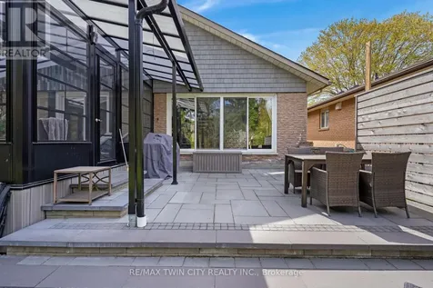 286 Normandy Avenue Waterloo ON N2K 1X7