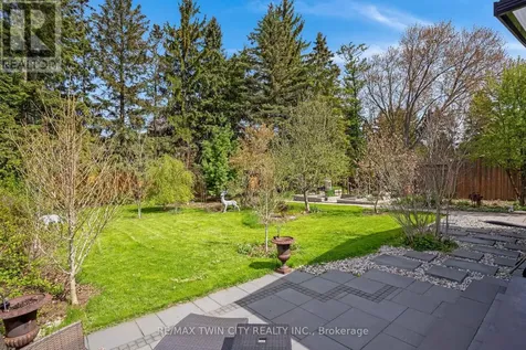 286 Normandy Avenue Waterloo ON N2K 1X7