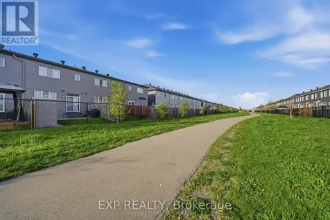 66 Gardenpost Terrace Ottawa ON K4A 5H2
