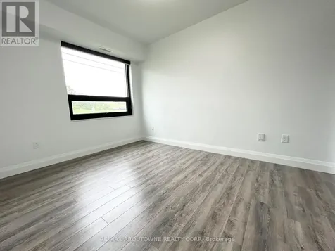 460B Belmont Avenue West Kitchener ON N2M 0B3