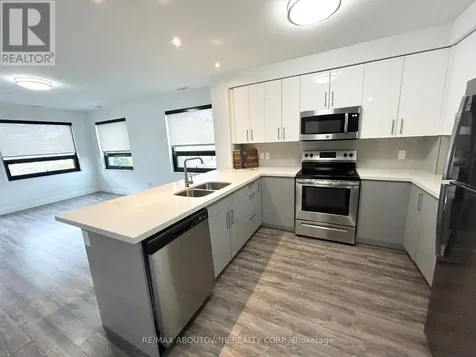 460B Belmont Avenue West Kitchener ON N2M 0B3