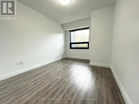 460B Belmont Avenue West Kitchener ON N2M 0B3