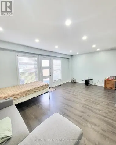 1192 Oxford Street Oshawa (lakeview) ON L1J 6C8