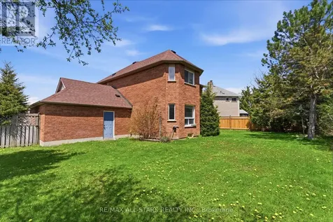 7 Remion Crescent Uxbridge ON L9P 1V3