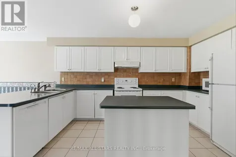 7 Remion Crescent Uxbridge ON L9P 1V3