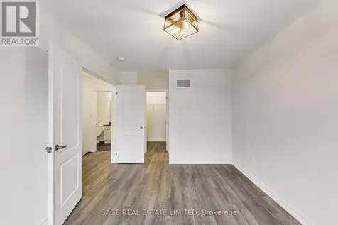 10 Goldeye Street Whitby ON L1P 0E5