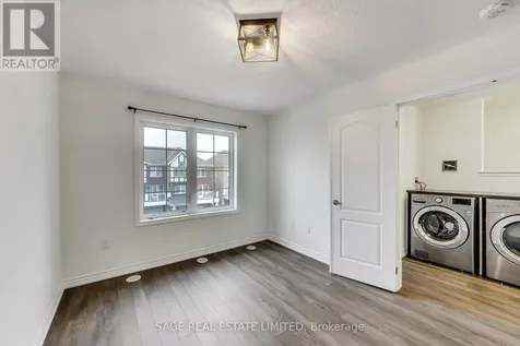 10 Goldeye Street Whitby ON L1P 0E5