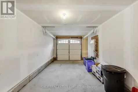 10 Goldeye Street Whitby ON L1P 0E5