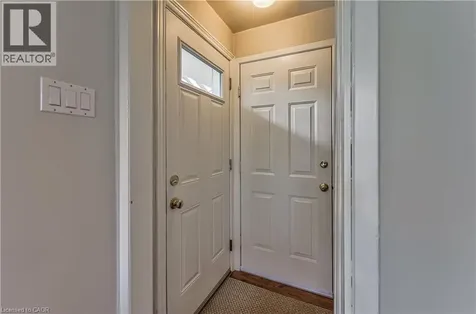74 Leaside Place Waterloo ON N2J 2N5