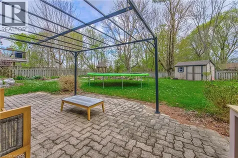 74 Leaside Place Waterloo ON N2J 2N5