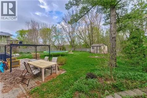 74 Leaside Place Waterloo ON N2J 2N5