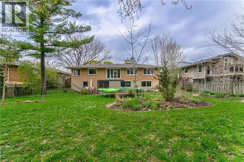 74 Leaside Place Waterloo ON N2J 2N5