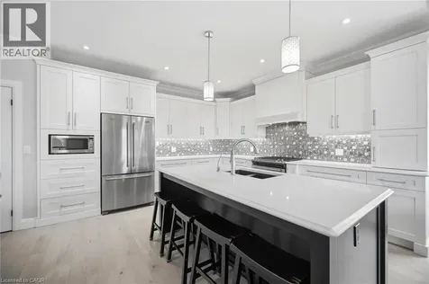 128 St. Michael's Street Delhi ON N4B 0A3