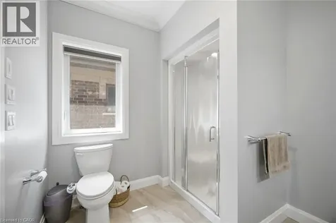 128 St. Michael's Street Delhi ON N4B 0A3
