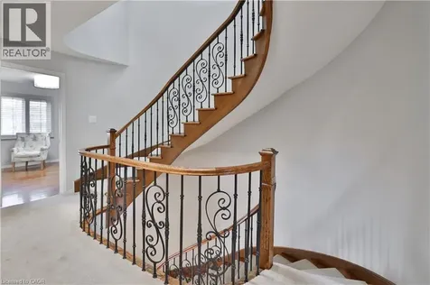 45 Tradewind Drive Oakville ON L6L 6K9