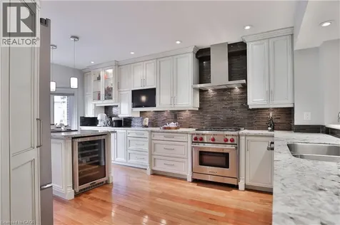 45 Tradewind Drive Oakville ON L6L 6K9