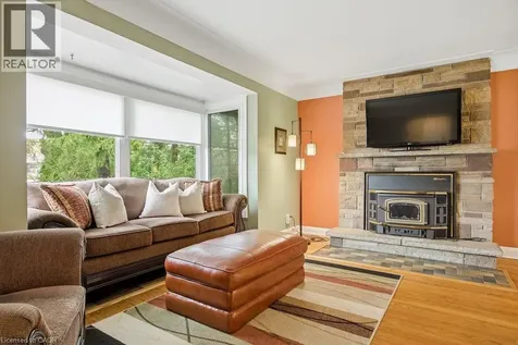 475 Kitty Murray Lane Ancaster ON L9G 3K9