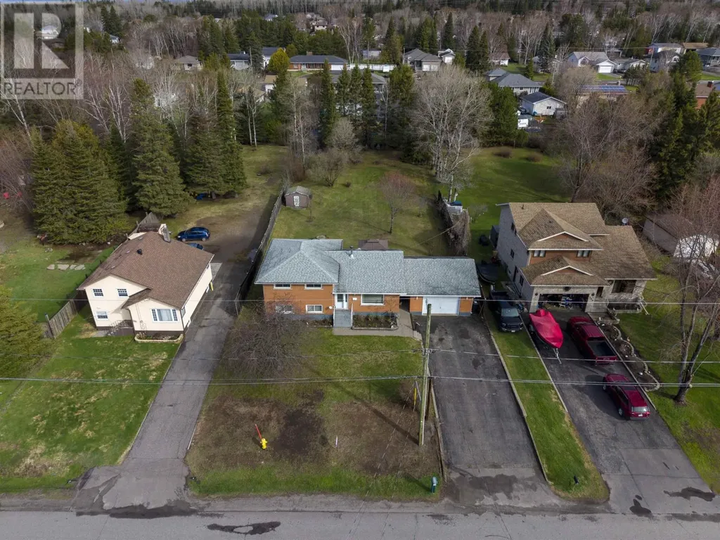 250 Masters Street Thunder Bay ON P7B 6L5