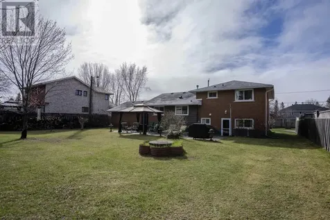 250 Masters Street Thunder Bay ON P7B 6L5