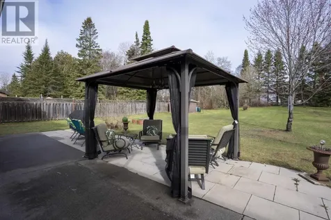 250 Masters Street Thunder Bay ON P7B 6L5