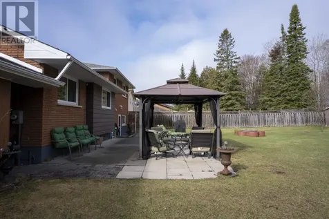 250 Masters Street Thunder Bay ON P7B 6L5