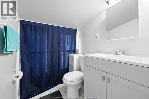 520 Rankin Avenue Windsor ON N9B 2R7