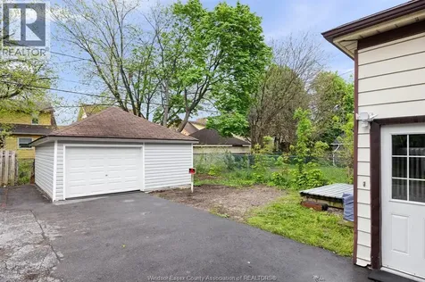 520 Rankin Avenue Windsor ON N9B 2R7