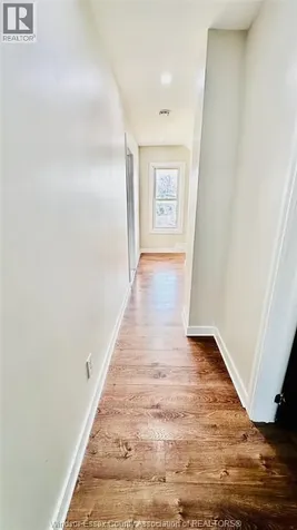 859 Pierre Avenue Windsor ON N9A 2K9