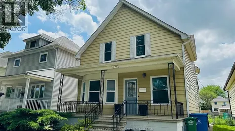 859 Pierre Avenue Windsor ON N9A 2K9