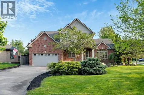 9 Creekview Court Kingsville ON N9Y 4E5