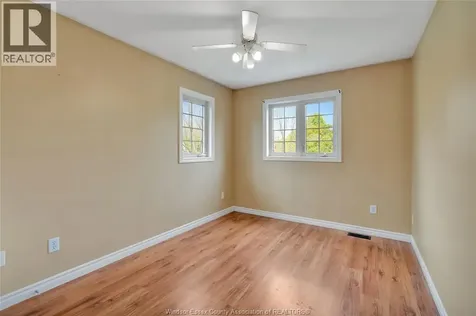 9 Creekview Court Kingsville ON N9Y 4E5