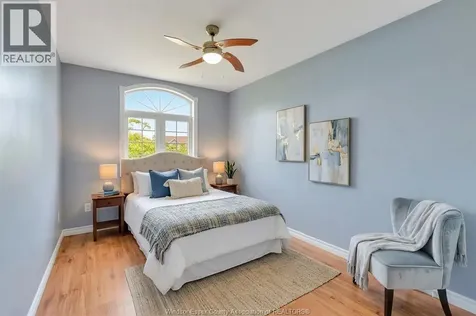 9 Creekview Court Kingsville ON N9Y 4E5