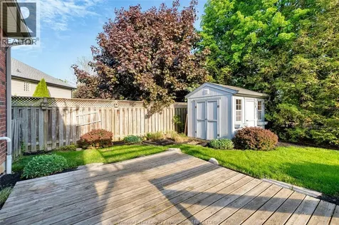 9 Creekview Court Kingsville ON N9Y 4E5