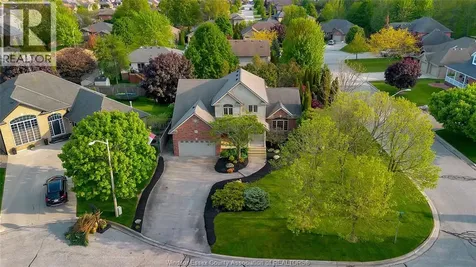 9 Creekview Court Kingsville ON N9Y 4E5
