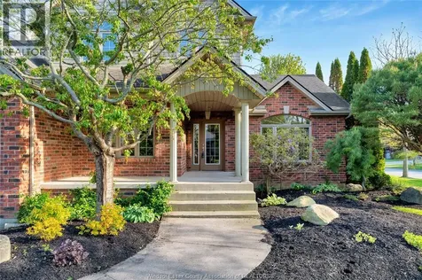 9 Creekview Court Kingsville ON N9Y 4E5