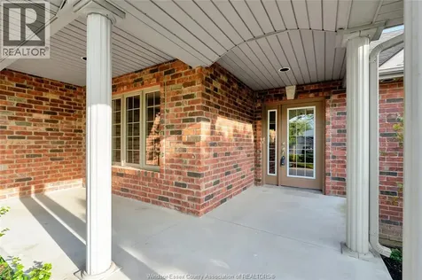 9 Creekview Court Kingsville ON N9Y 4E5