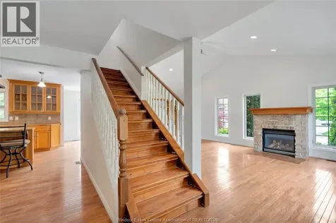 9 Creekview Court Kingsville ON N9Y 4E5