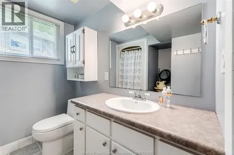 110 Mccallum Drive Kingsville ON N9Y 1G7