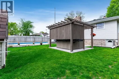 110 Mccallum Drive Kingsville ON N9Y 1G7