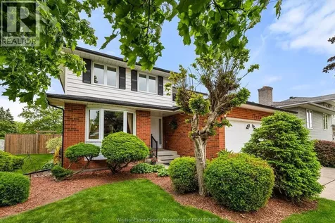 12076 St. Thomas Crescent Tecumseh ON N8N 3V7