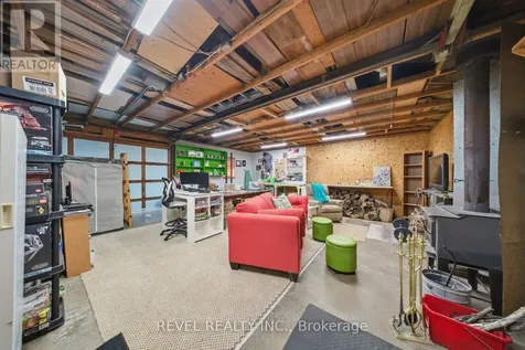 36 Hamilton Avenue Brantford ON N3S 6Z9