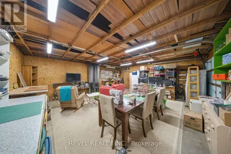 36 Hamilton Avenue Brantford ON N3S 6Z9