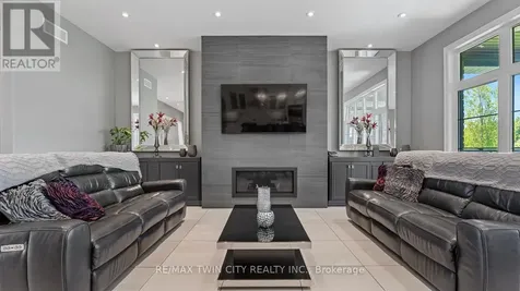 41 Ruijs Boulevard Brantford ON N3T 0E1